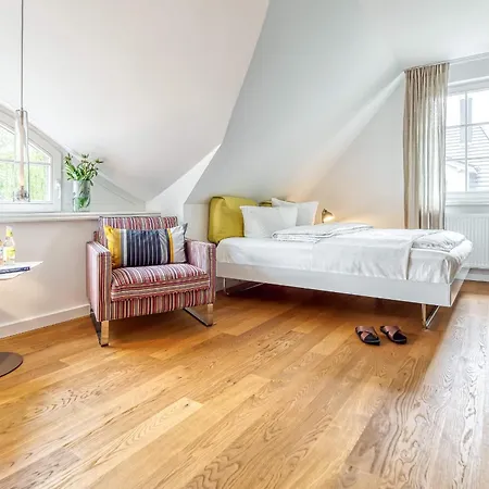 Hirtenweg 9 징스트